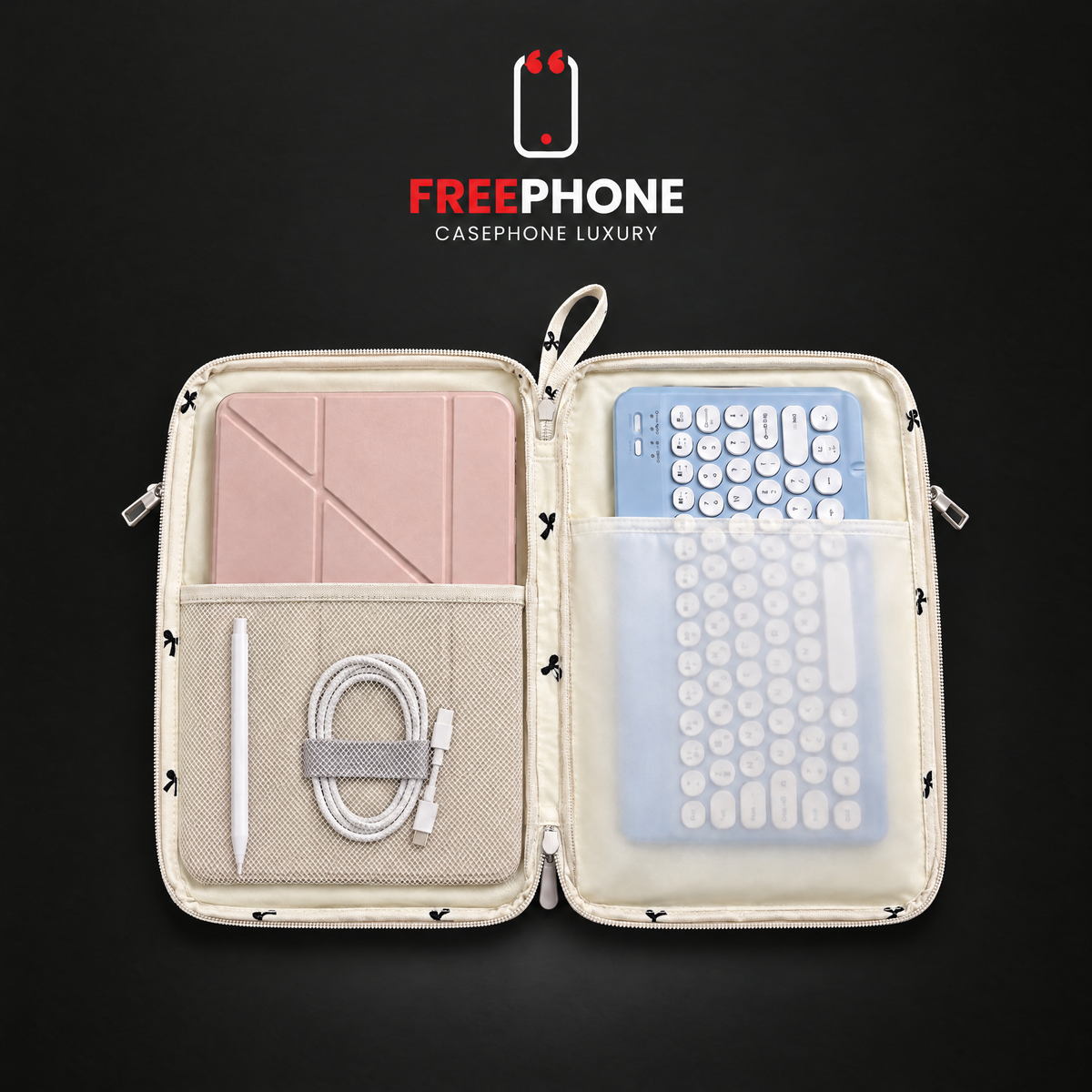 Housse ouverte avec iPad, clavier et stylet